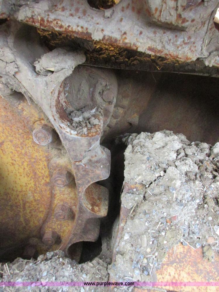 image for item I1805 1958 Caterpillar D8-14A dozer