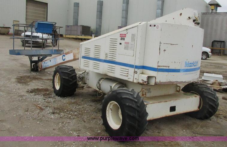 image for item I1816 Mark Lift 42L boom lift