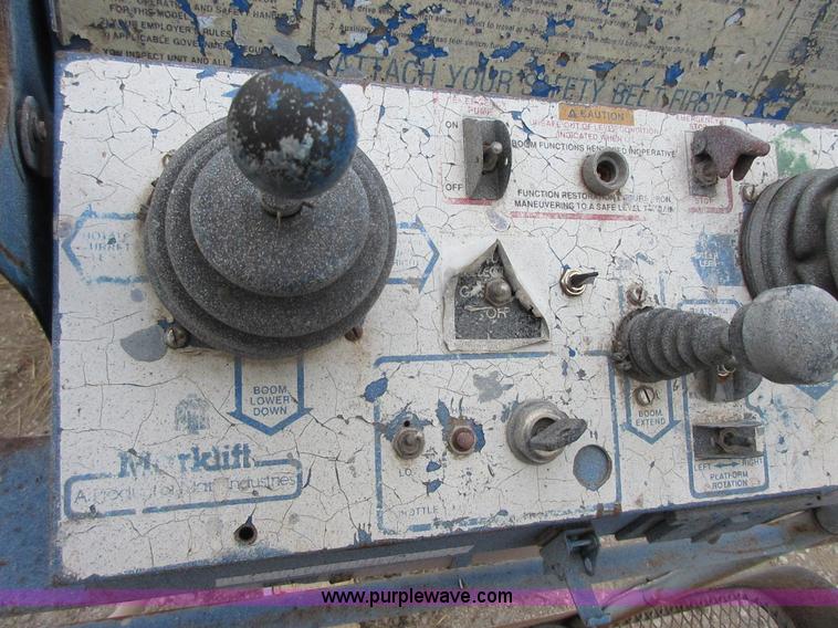 image for item I1816 Mark Lift 42L boom lift