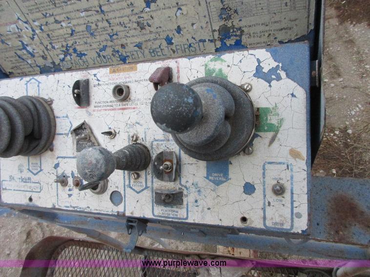 image for item I1816 Mark Lift 42L boom lift