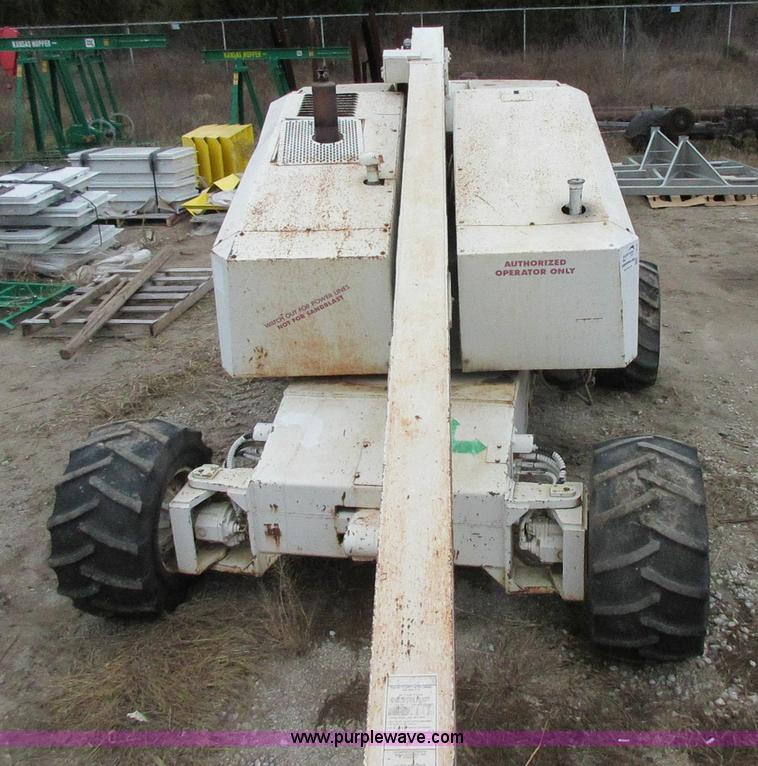 image for item I1816 Mark Lift 42L boom lift