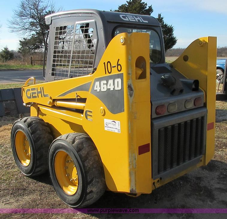 image for item I1820 2006 Gehl 4640 skid steer