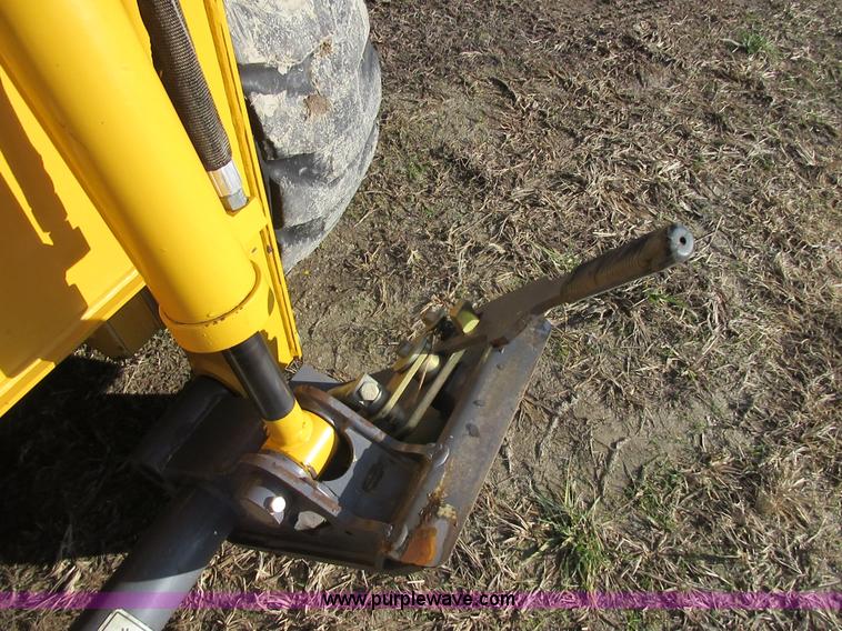 image for item I1820 2006 Gehl 4640 skid steer