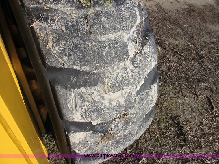 image for item I1820 2006 Gehl 4640 skid steer