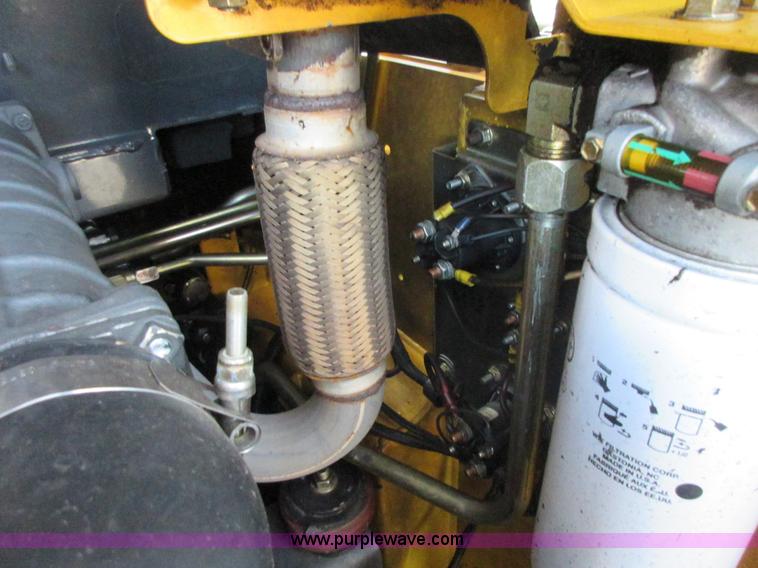 image for item I1820 2006 Gehl 4640 skid steer