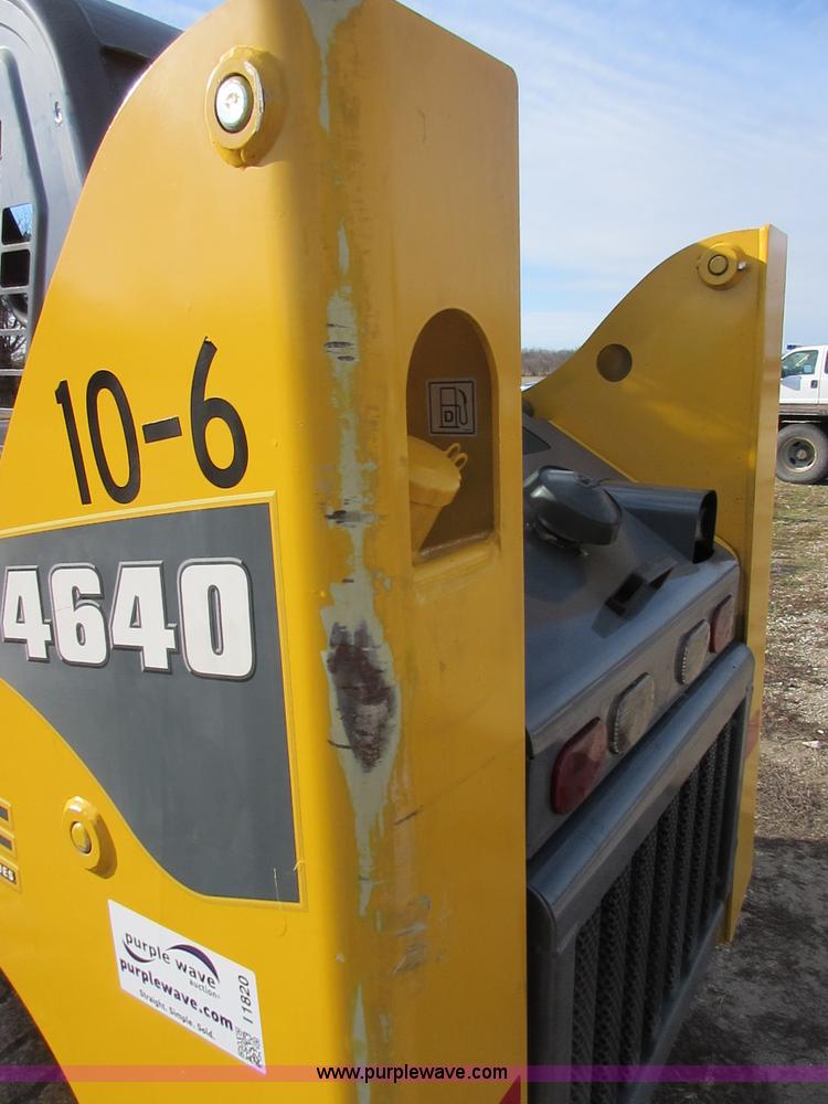 image for item I1820 2006 Gehl 4640 skid steer