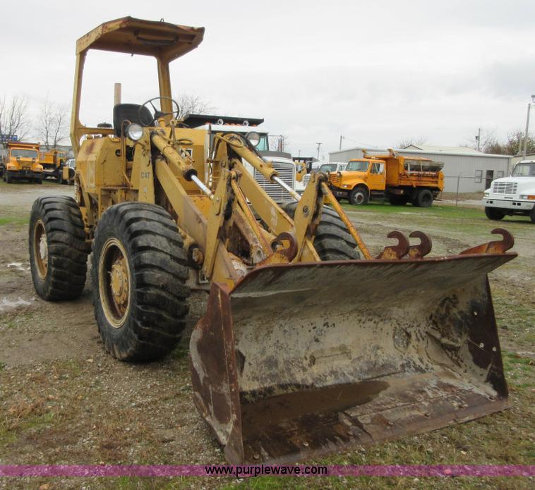 image for item I1846 1978 Caterpillar 910 wheel loader