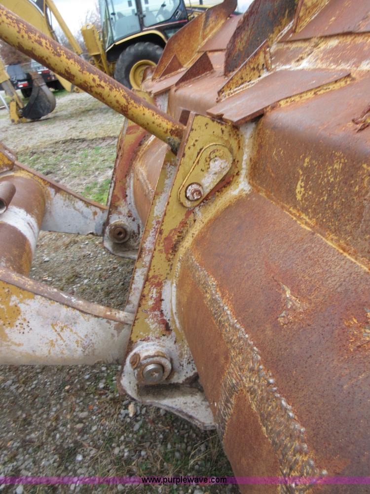 image for item I1846 1978 Caterpillar 910 wheel loader