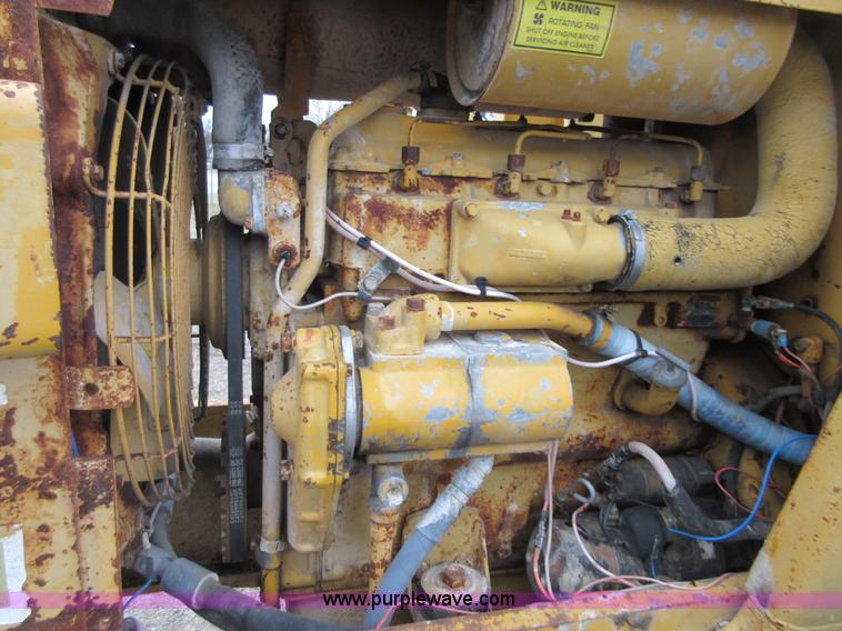 image for item I1846 1978 Caterpillar 910 wheel loader