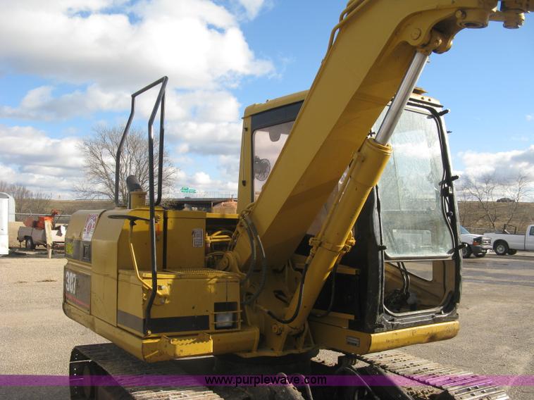 image for item J2973 1998 Caterpillar 307 mini excavator