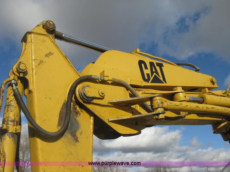 image for item J2973 1998 Caterpillar 307 mini excavator