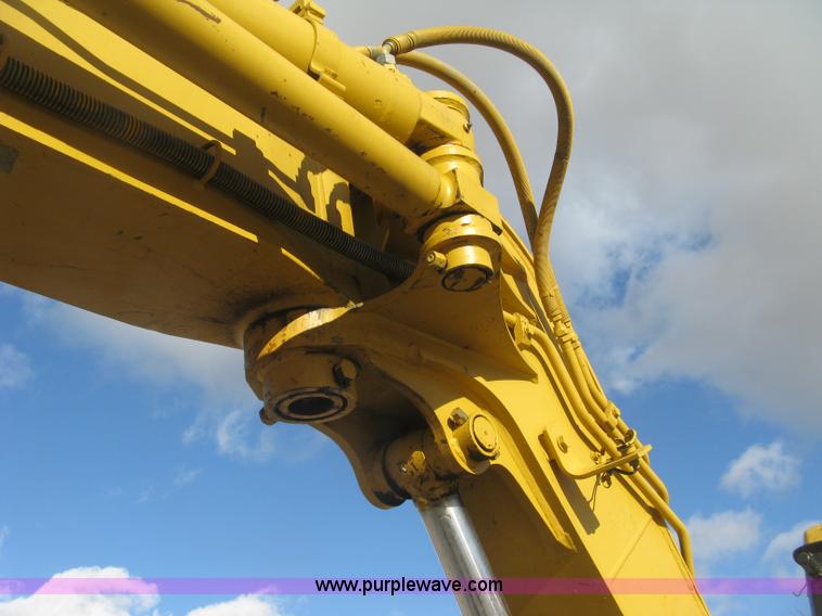 image for item J2973 1998 Caterpillar 307 mini excavator