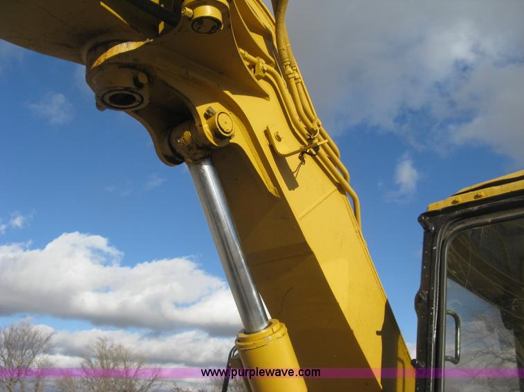 image for item J2973 1998 Caterpillar 307 mini excavator