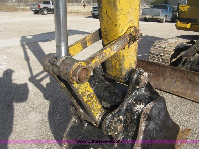 image for item J2973 1998 Caterpillar 307 mini excavator