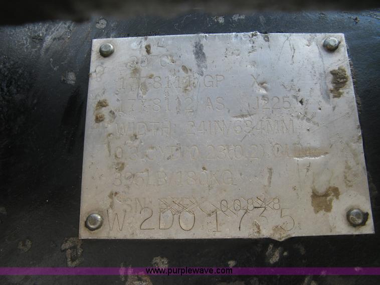 image for item J2973 1998 Caterpillar 307 mini excavator