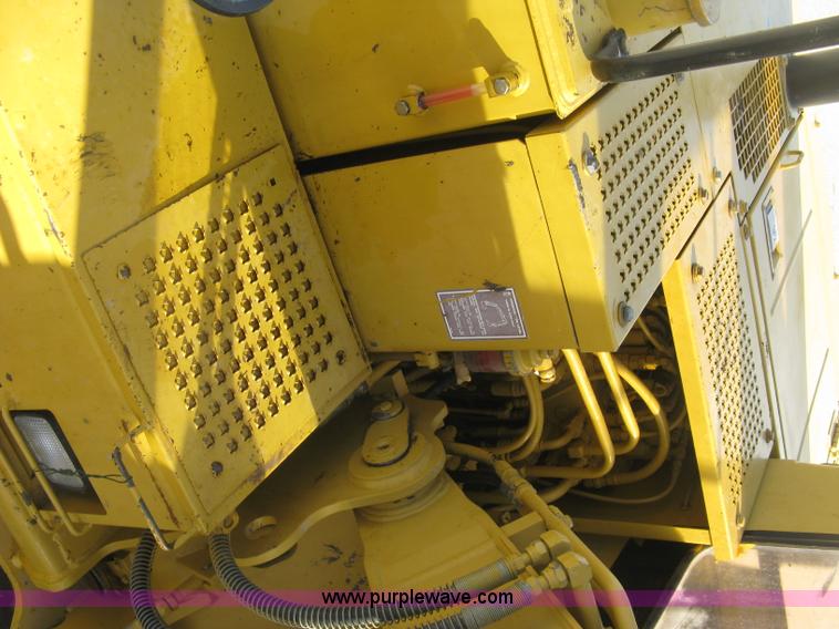 image for item J2973 1998 Caterpillar 307 mini excavator