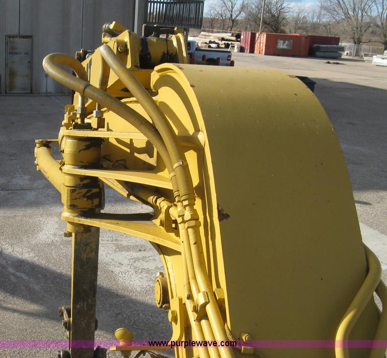 image for item J2973 1998 Caterpillar 307 mini excavator