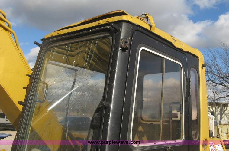 image for item J2973 1998 Caterpillar 307 mini excavator