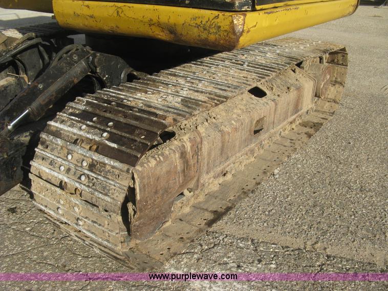 image for item J2973 1998 Caterpillar 307 mini excavator