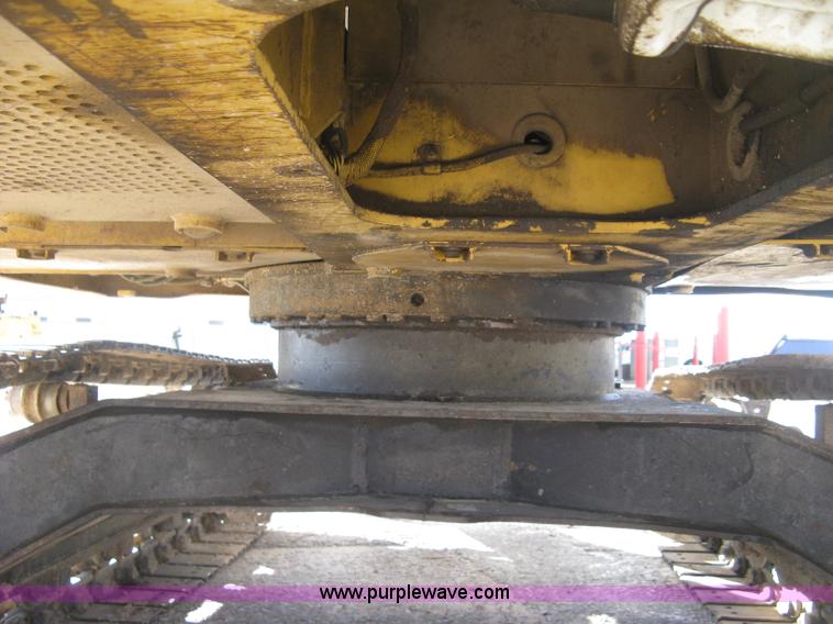 image for item J2973 1998 Caterpillar 307 mini excavator