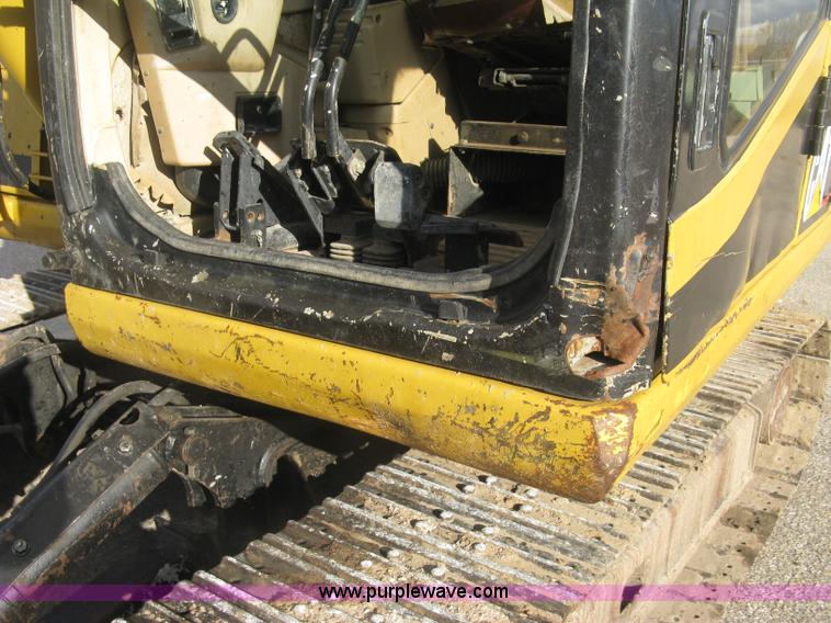 image for item J2973 1998 Caterpillar 307 mini excavator