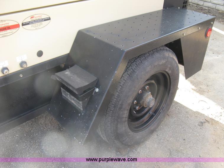 image for item J2974 2008 Ingersoll Rand Power Source G40 generator