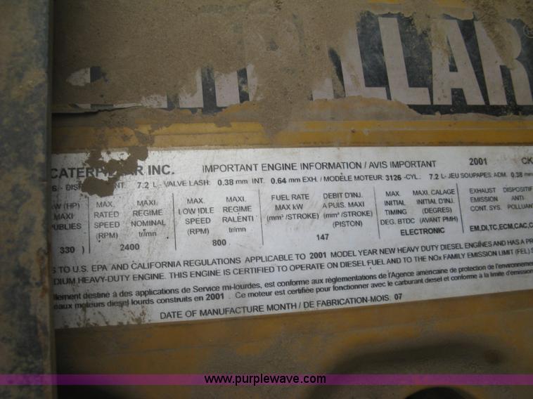 image for item J2975 2002 Peterbilt 330 service truck