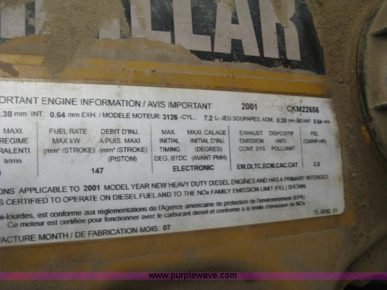 image for item J2975 2002 Peterbilt 330 service truck