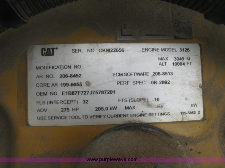 image for item J2975 2002 Peterbilt 330 service truck