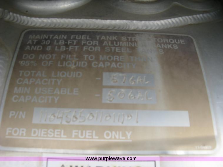 image for item J2975 2002 Peterbilt 330 service truck