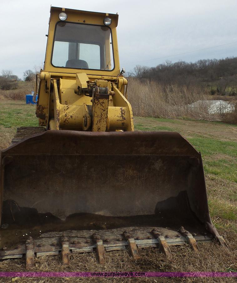 image for item J4523 1987 Caterpillar 943 track loader