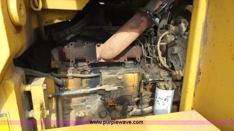 image for item J4523 1987 Caterpillar 943 track loader