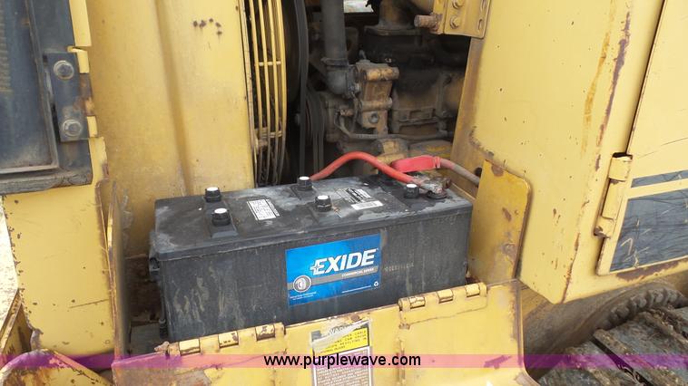 image for item J4523 1987 Caterpillar 943 track loader