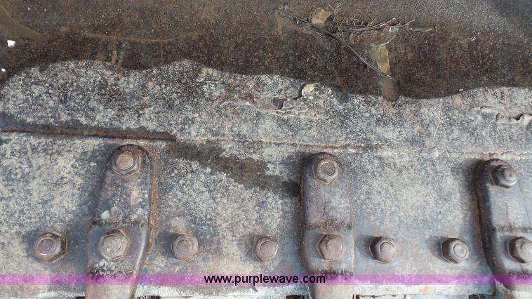 image for item J4523 1987 Caterpillar 943 track loader