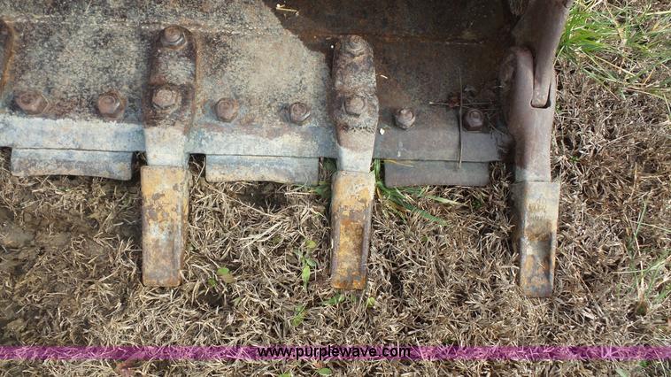 image for item J4523 1987 Caterpillar 943 track loader