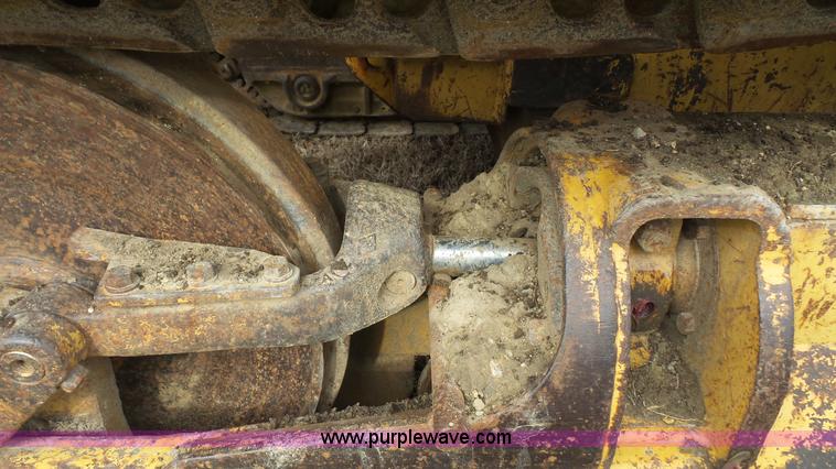 image for item J4523 1987 Caterpillar 943 track loader