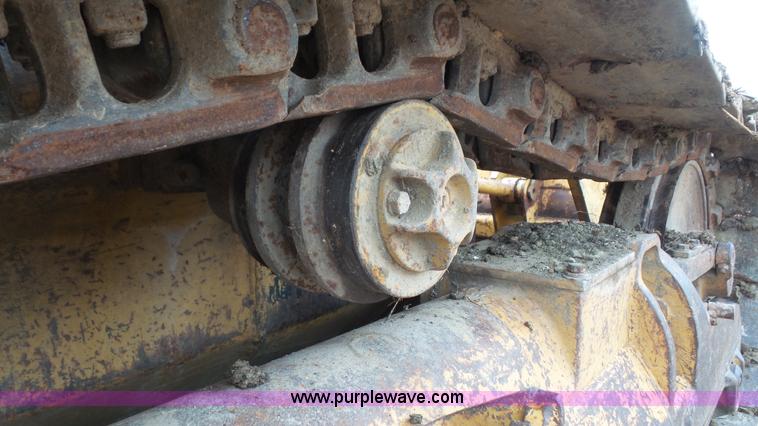 image for item J4523 1987 Caterpillar 943 track loader