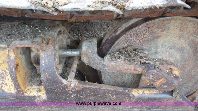 image for item J4523 1987 Caterpillar 943 track loader