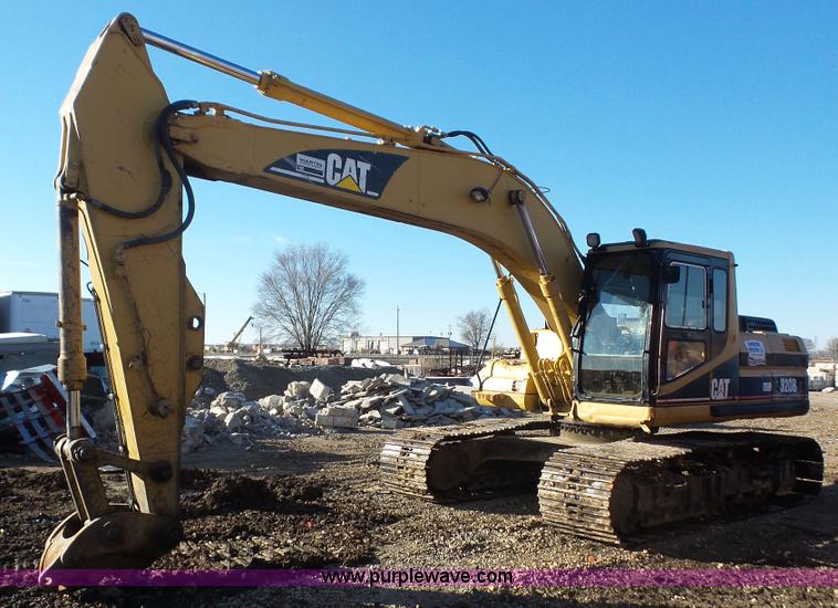 image for item J4619 1998 Caterpillar 320BL excavator