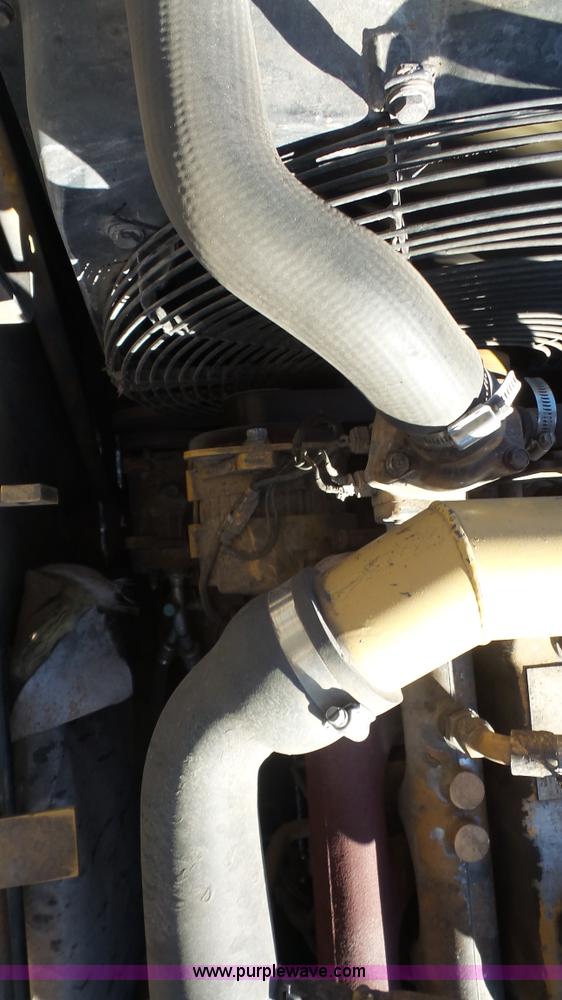 image for item J4619 1998 Caterpillar 320BL excavator