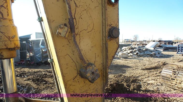 image for item J4619 1998 Caterpillar 320BL excavator