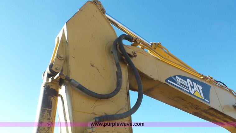 image for item J4619 1998 Caterpillar 320BL excavator