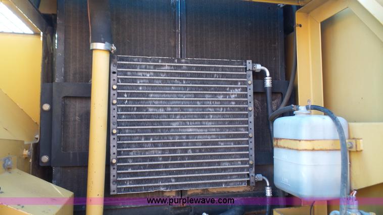 image for item J4619 1998 Caterpillar 320BL excavator