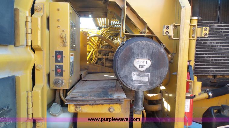 image for item J4619 1998 Caterpillar 320BL excavator