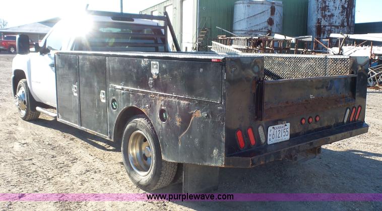 image for item J4620 2008 Chevrolet Silverado 3500HD utility truck