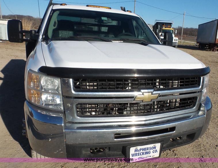 image for item J4620 2008 Chevrolet Silverado 3500HD utility truck