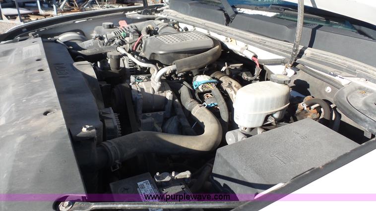 image for item J4620 2008 Chevrolet Silverado 3500HD utility truck