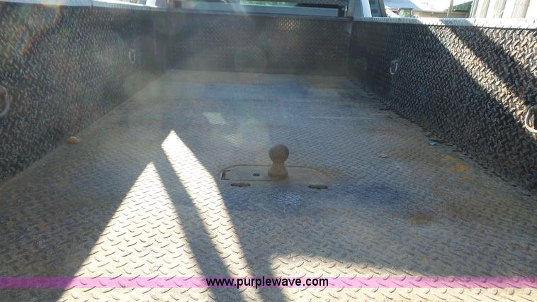 image for item J4620 2008 Chevrolet Silverado 3500HD utility truck