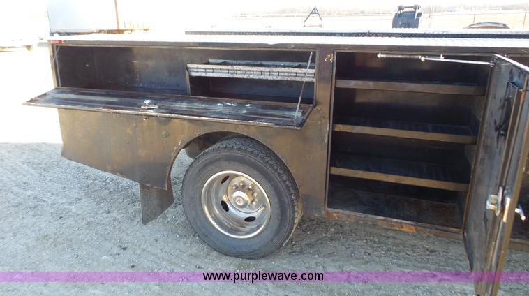 image for item J4620 2008 Chevrolet Silverado 3500HD utility truck