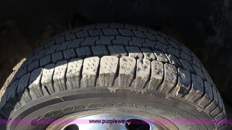 image for item J4620 2008 Chevrolet Silverado 3500HD utility truck